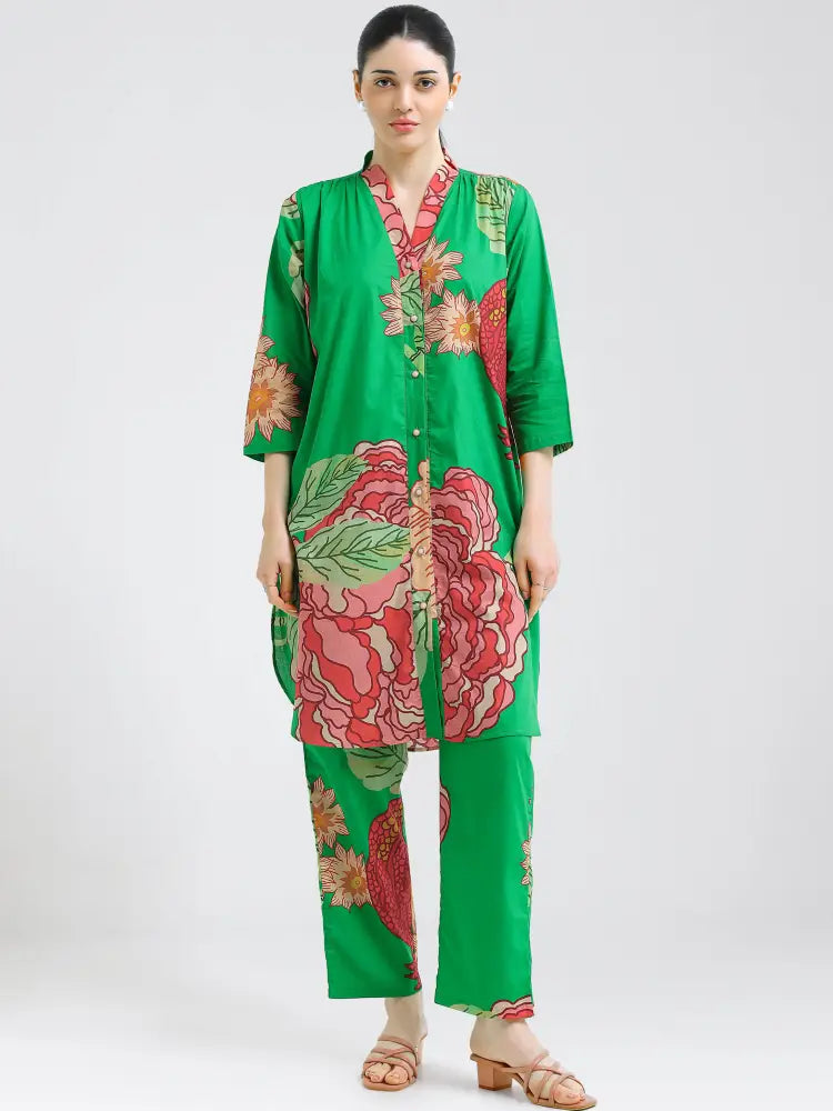 Green Floral Cotton Cambric Co-ords Kurti Set - Kurta Set