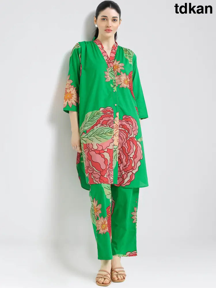 Green Floral Cotton Cambric Co-ords Kurti Set - Kurta Set