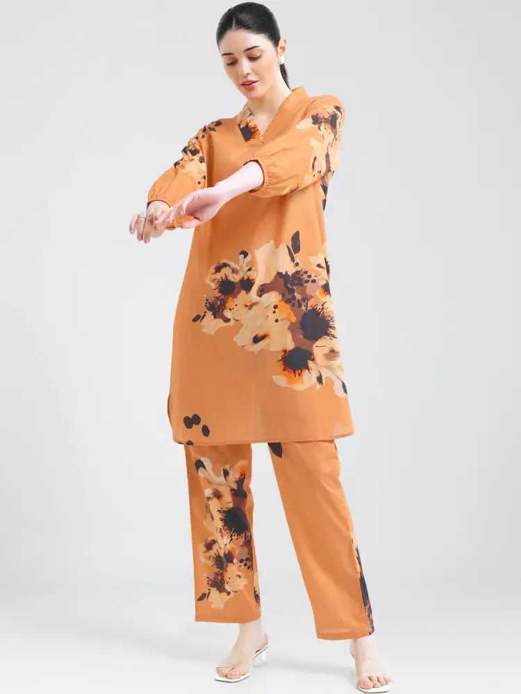 Peach Floral Printed Cotton Cambric Kurti Set - Kurta Set