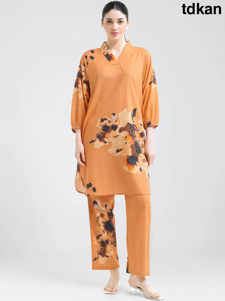 Peach Floral Printed Cotton Cambric Kurti Set - Kurta Set