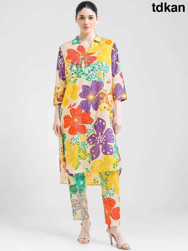 Women’s Beige Floral Print Cotton Cambric Co-ord Kurti Set - Kurta Set